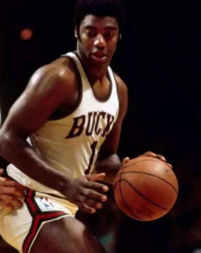 些功勋主帅 些功勋主帅