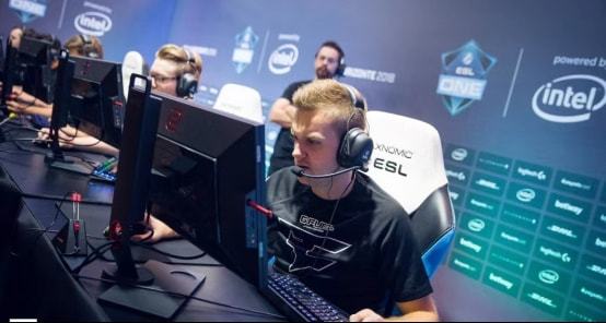 军诞生的神 军诞生的神